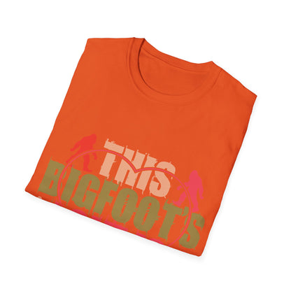Bigfoot Love is Absolute  T-Shirt